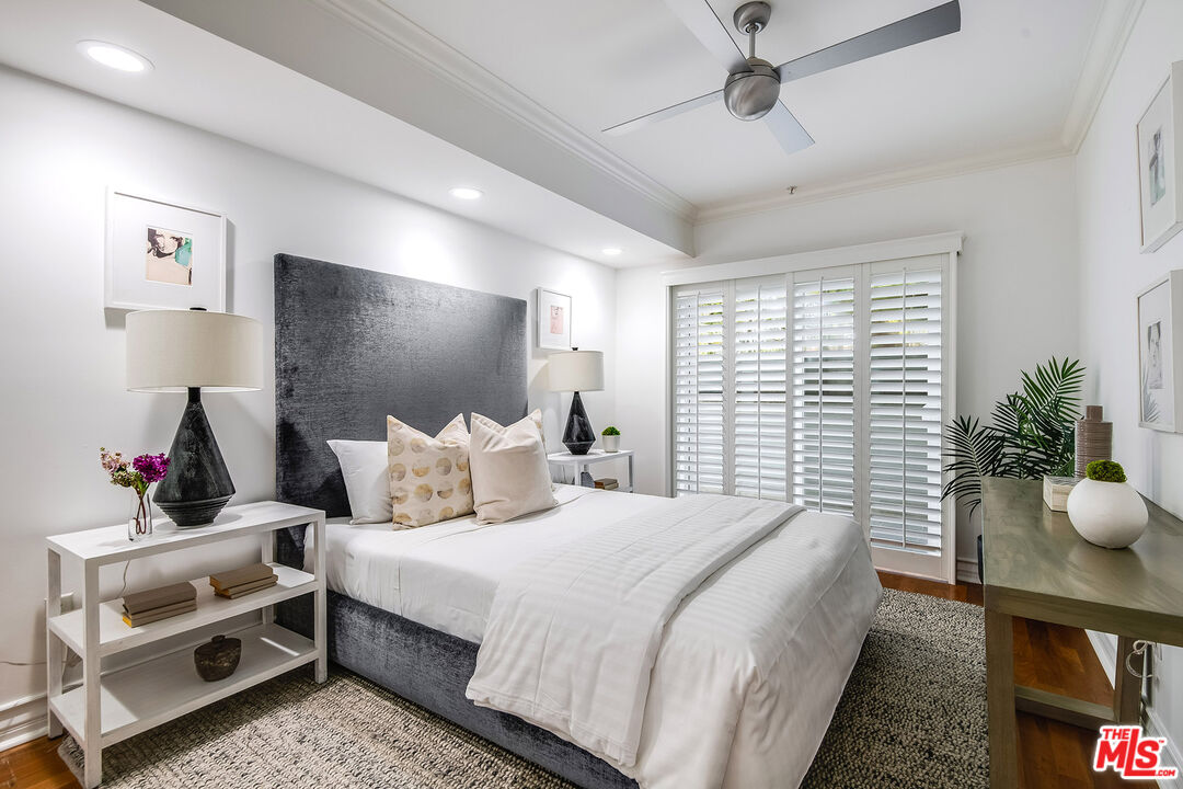 724 S Westgate Ave Unit: 102