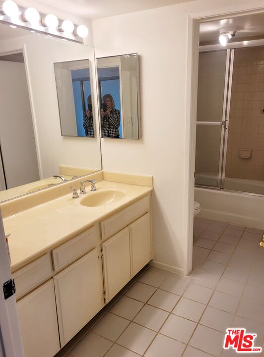 439 N Doheny Dr Unit: 304