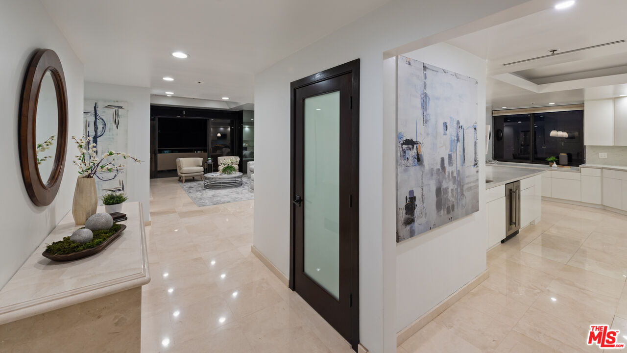 10560 Wilshire Blvd Unit: 1405