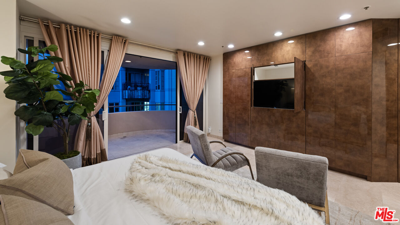 10560 Wilshire Blvd Unit: 1405