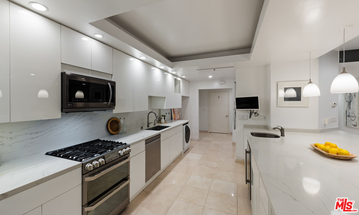 10560 Wilshire Blvd Unit: 1405