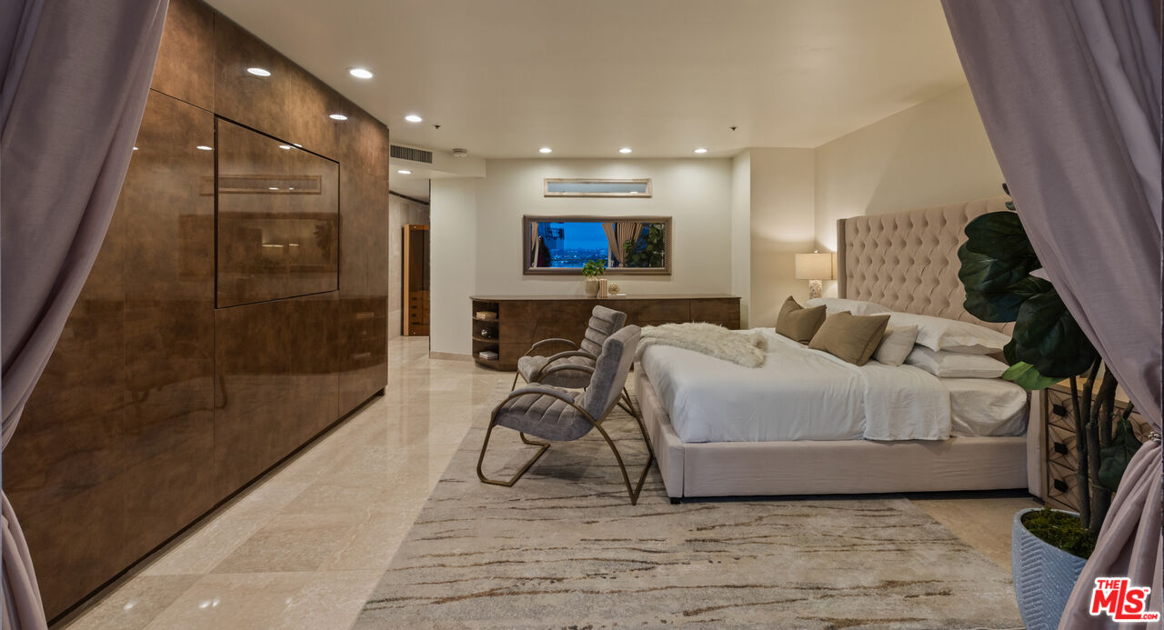 10560 Wilshire Blvd Unit: 1405