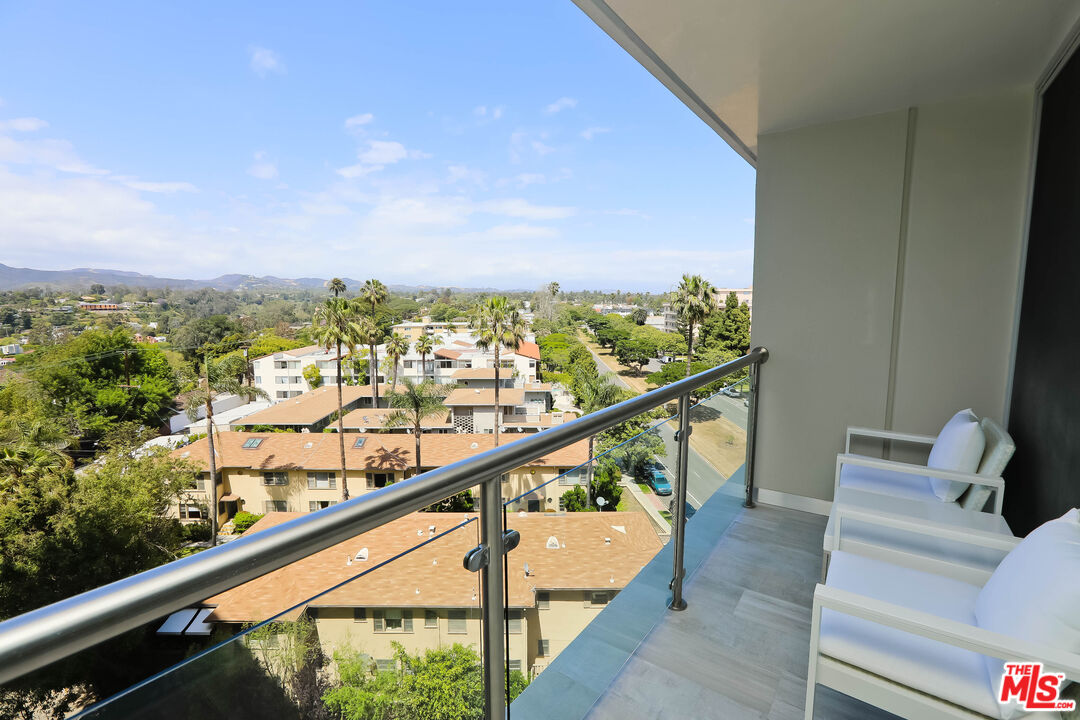 201 Ocean Ave Unit: 910B