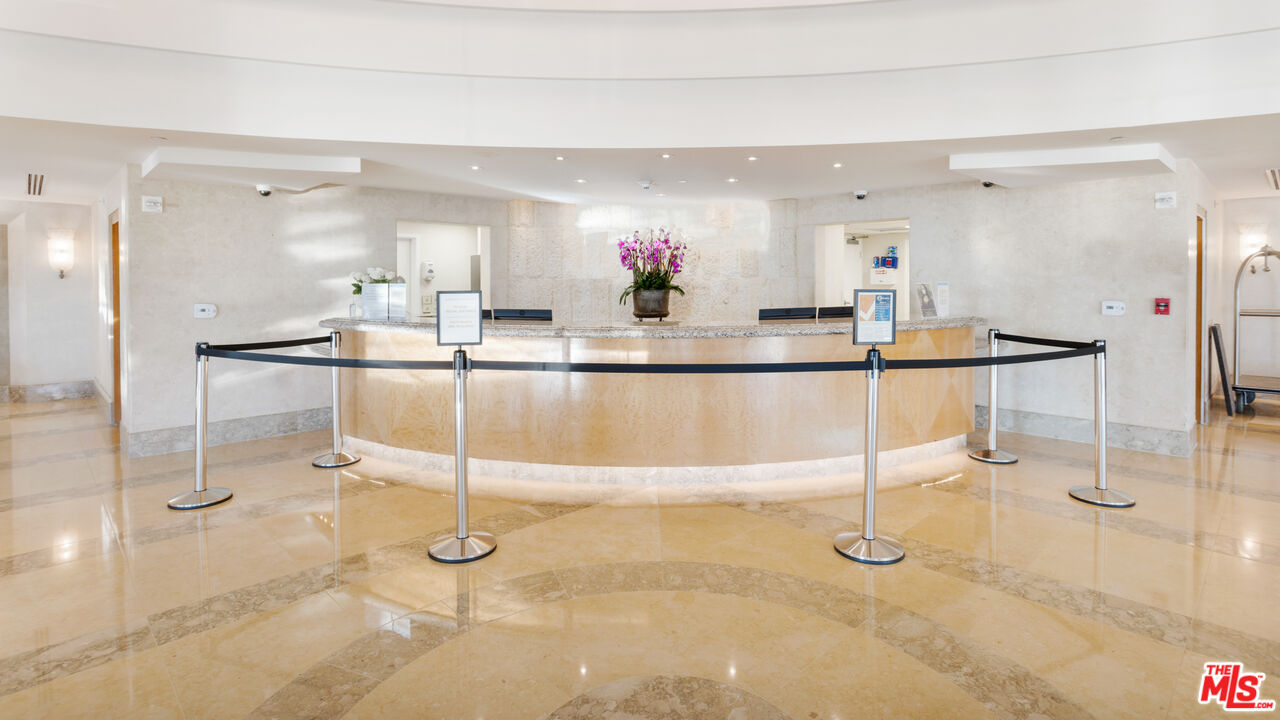 201 Ocean Ave Unit: 910B