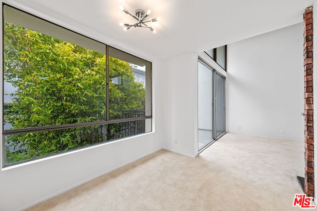 1340 S BEVERLY GLEN BLVD Unit: 303