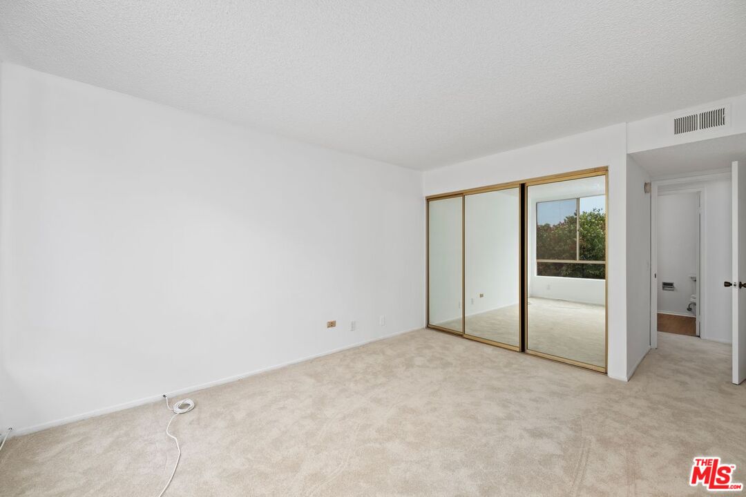 1340 S BEVERLY GLEN BLVD Unit: 303