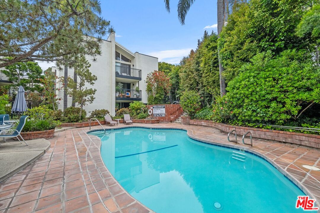 1340 S BEVERLY GLEN BLVD Unit: 303