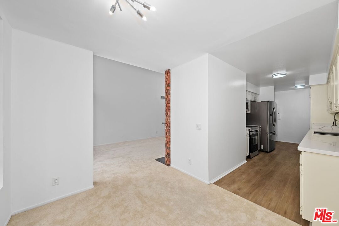 1340 S BEVERLY GLEN BLVD Unit: 303