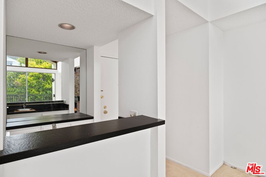 1340 S BEVERLY GLEN BLVD Unit: 303