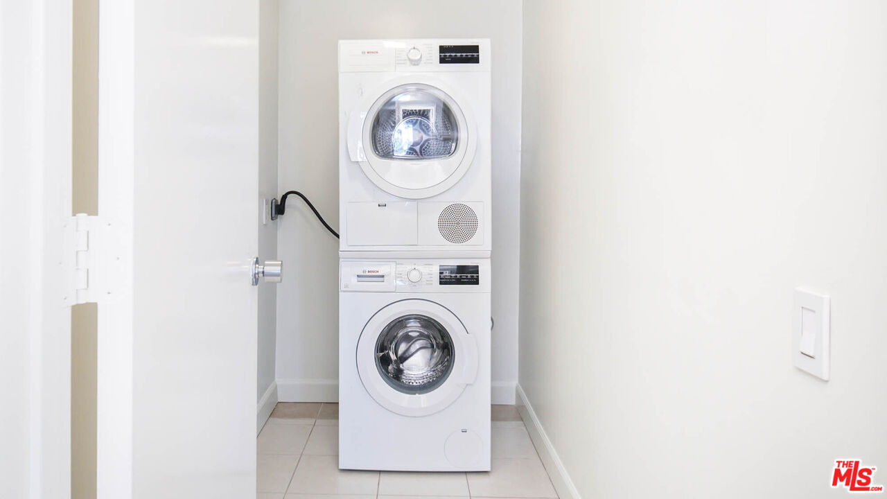 818 S Gretna Green Way Unit: 308