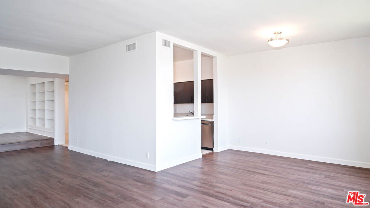 818 S Gretna Green Way Unit: 308