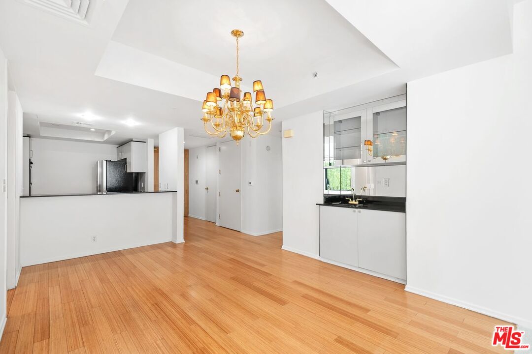 10520 Wilshire Blvd Unit: 301