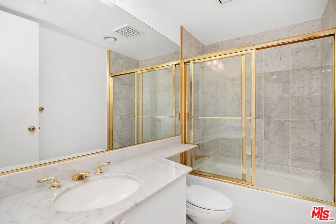 10520 Wilshire Blvd Unit: 301