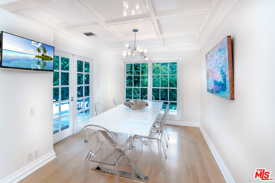 1440 Stone Canyon Rd