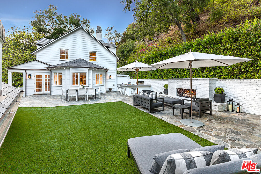 1440 Stone Canyon Rd