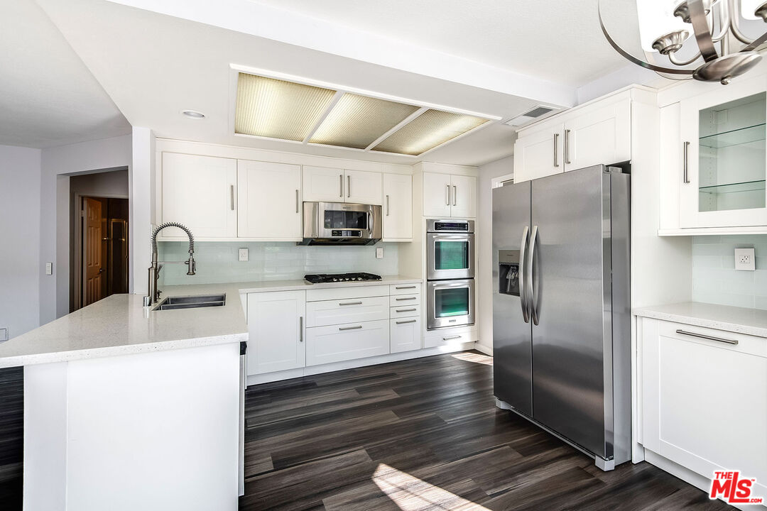 28867 Shadow Valley Ln