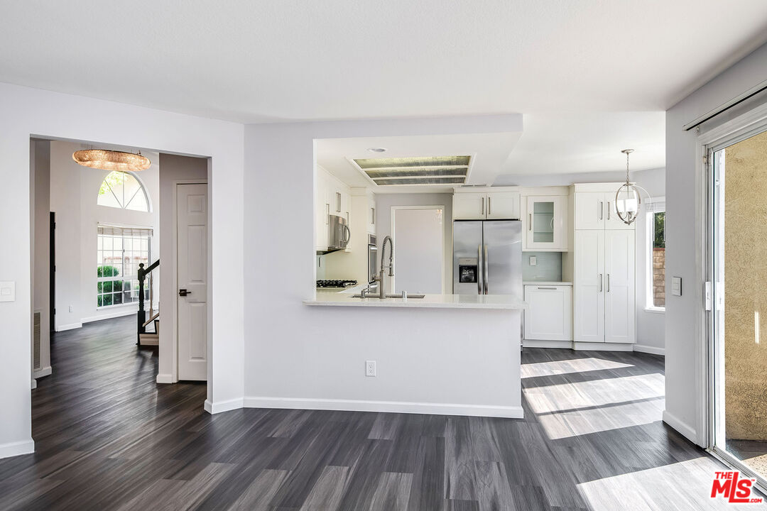 28867 Shadow Valley Ln