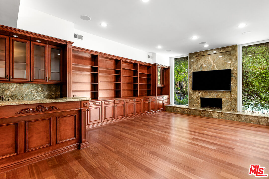 3001 Corda DR
