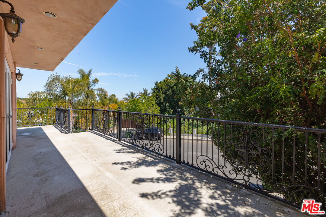 3001 Corda DR
