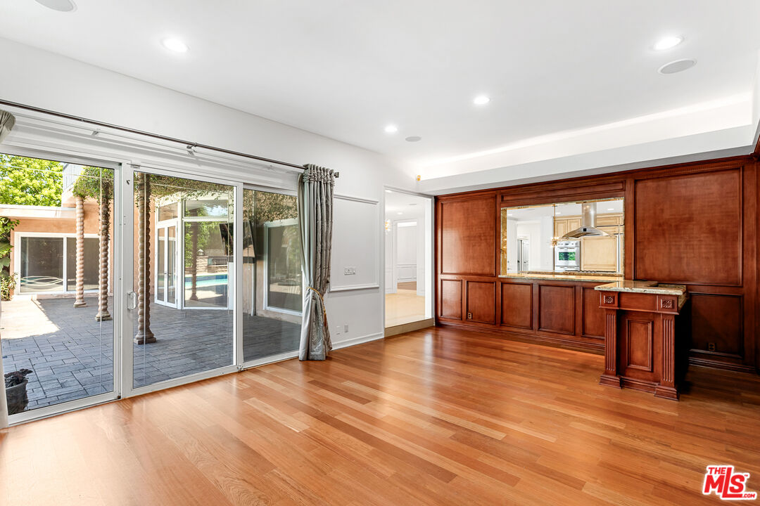 3001 Corda DR