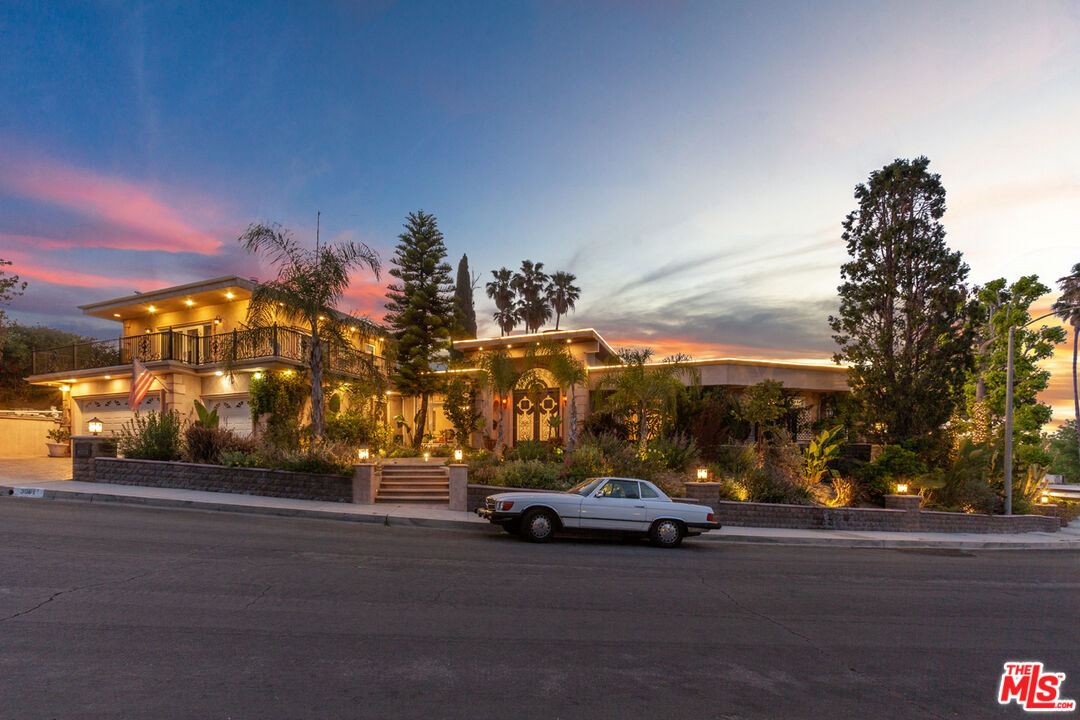 3001 Corda DR