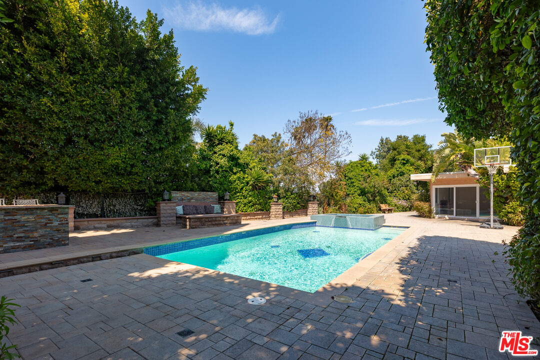 3001 Corda DR