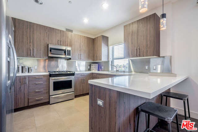 11023 FRUITLAND DR Unit: 404