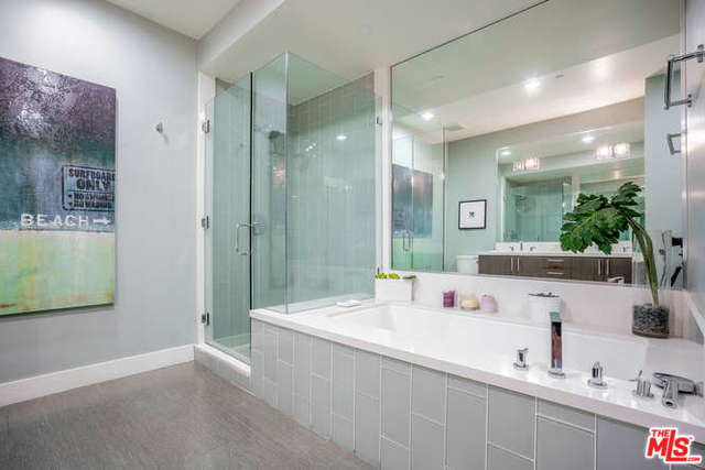 11023 FRUITLAND DR Unit: 404