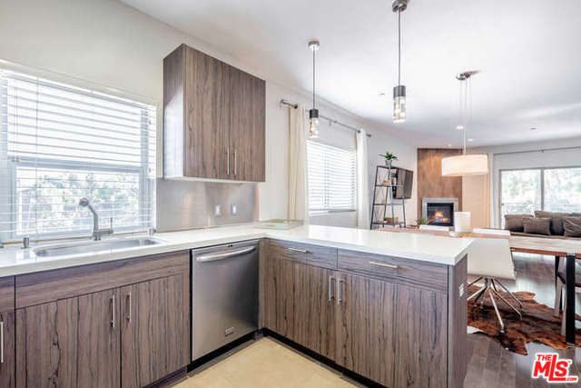 11023 FRUITLAND DR Unit: 404