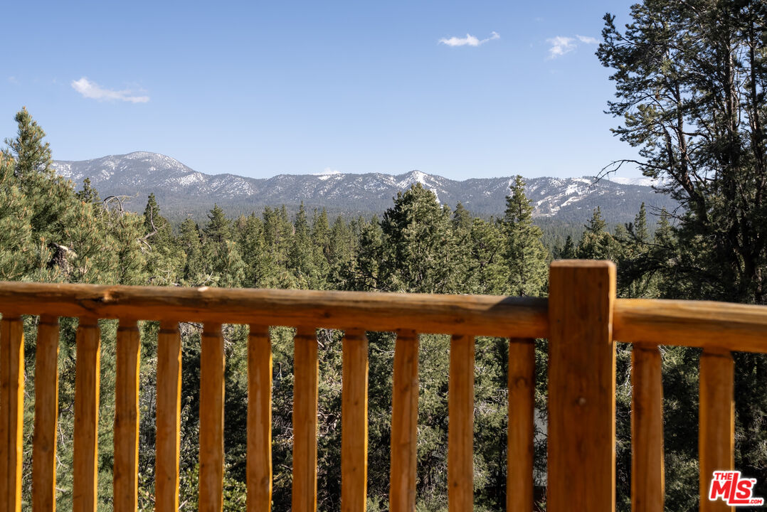 1169 Green Mountain Dr