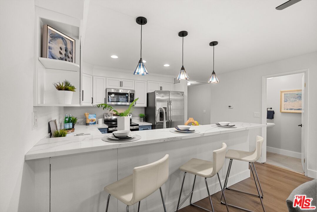 6116 Marina Pacifica N Dr Unit: KEY 15