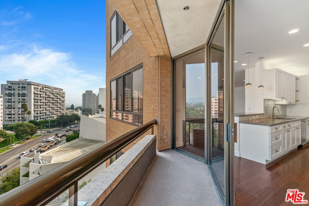 10430 Wilshire Blvd Unit: 1003