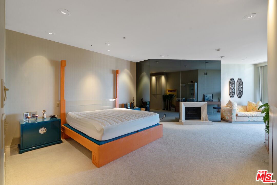 10430 Wilshire Blvd Unit: 1003