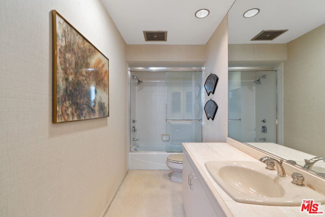 10430 Wilshire Blvd Unit: 1003