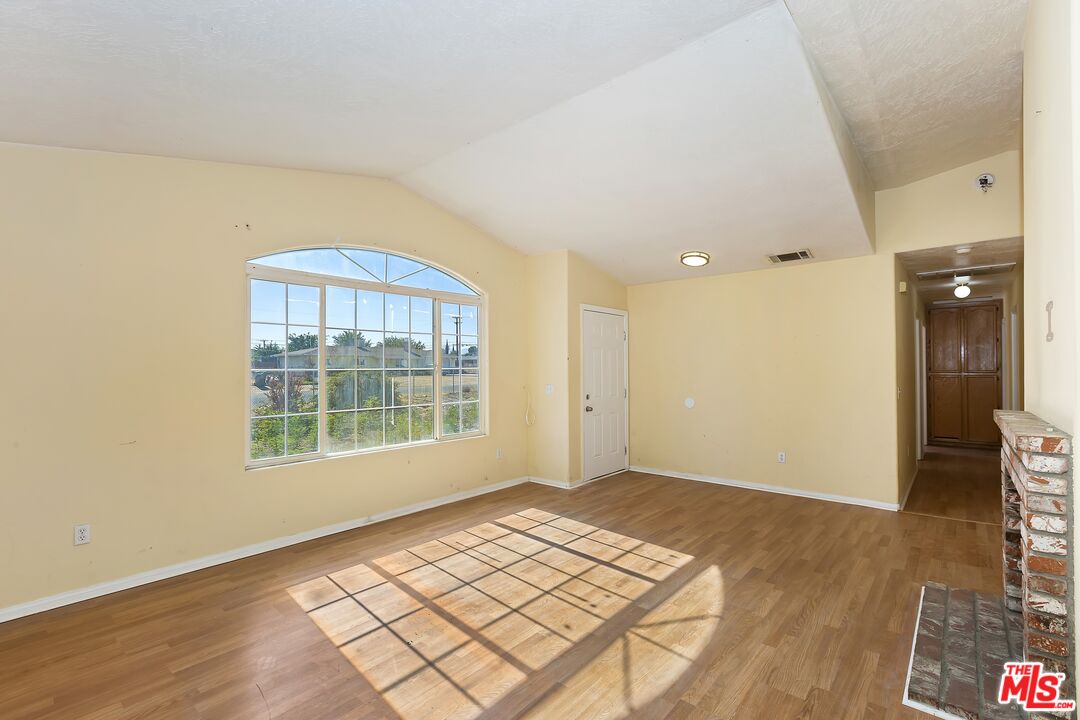 14750 Olivera Rd