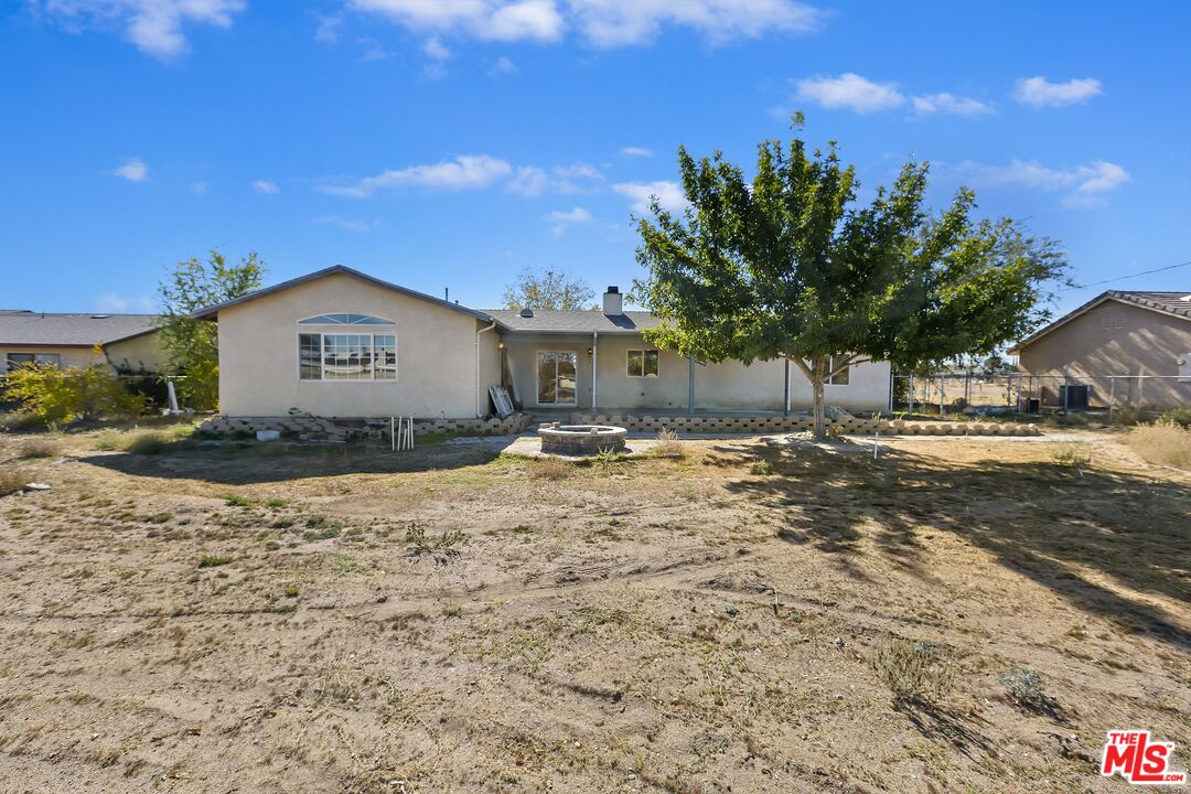 14750 Olivera Rd