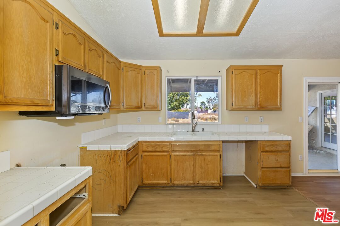 14750 Olivera Rd