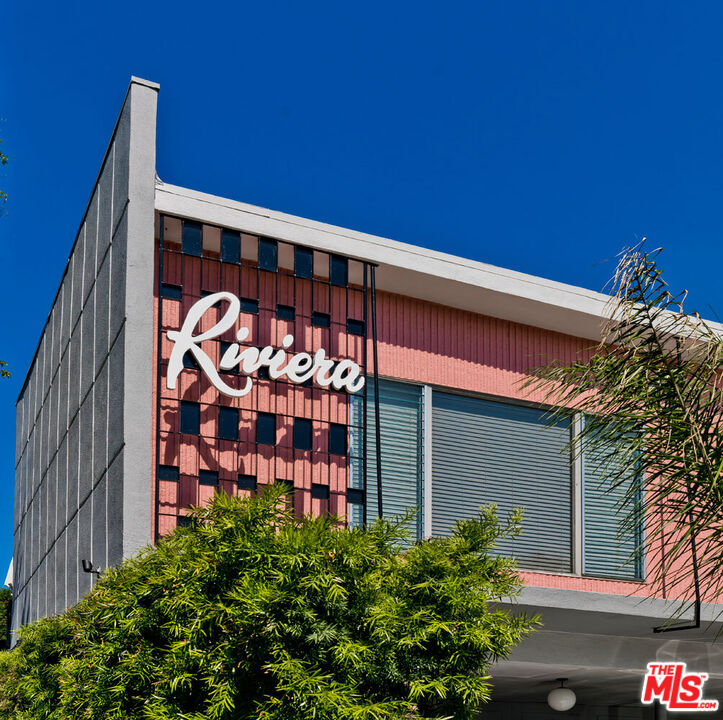 1035 N Sierra Bonita Ave Unit: 1