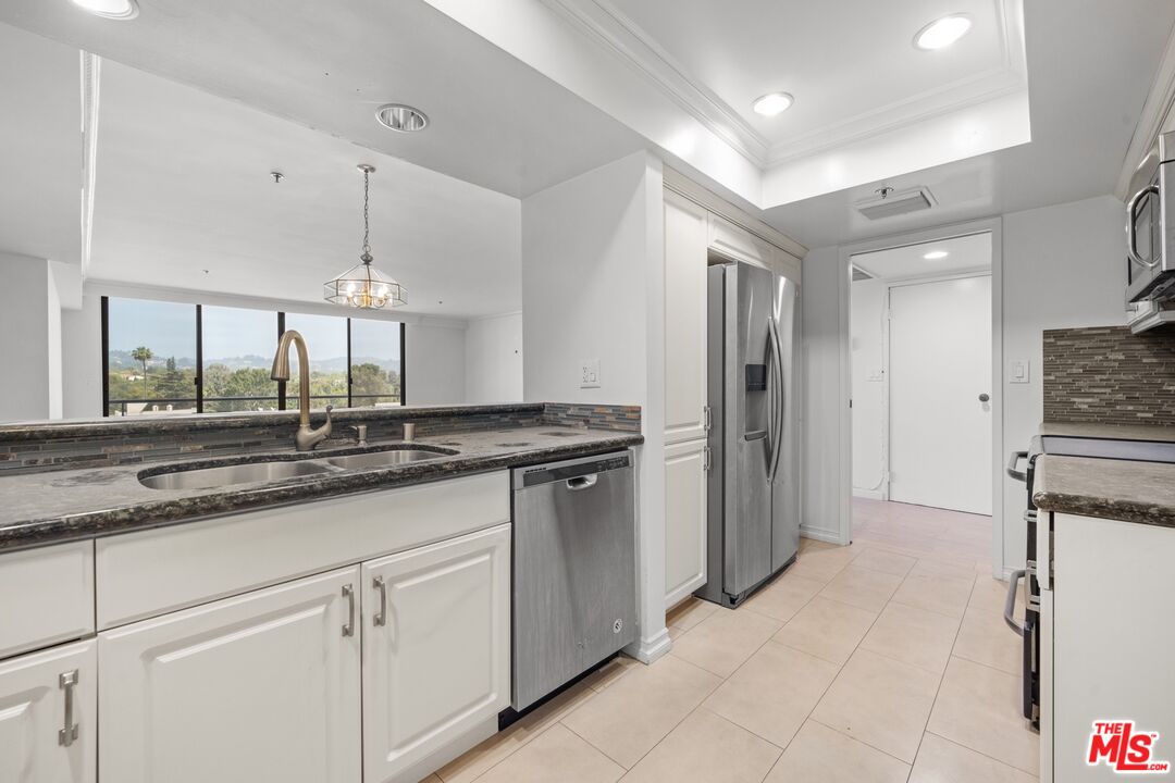 10660 Wilshire Blvd Unit: 904