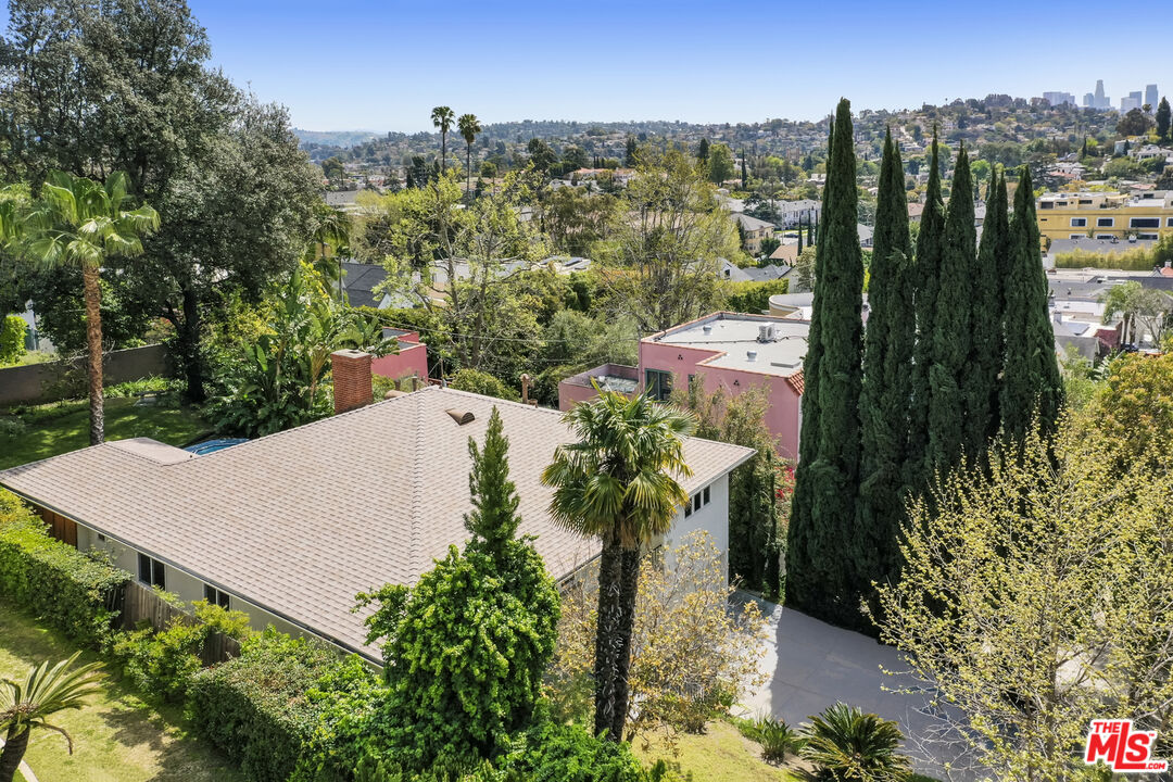 2338 NELLA VISTA AVE