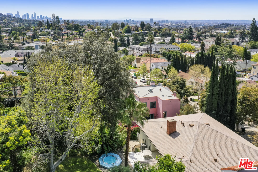 2338 NELLA VISTA AVE