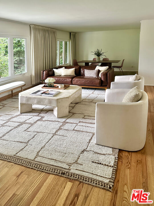 2338 NELLA VISTA AVE