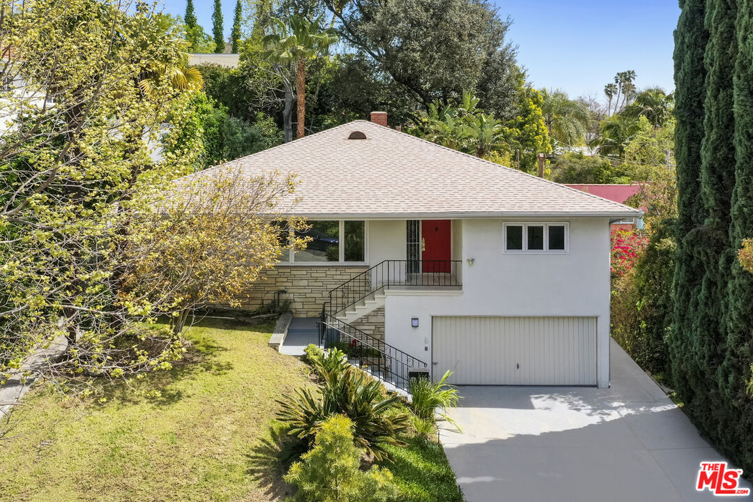 2338 NELLA VISTA AVE