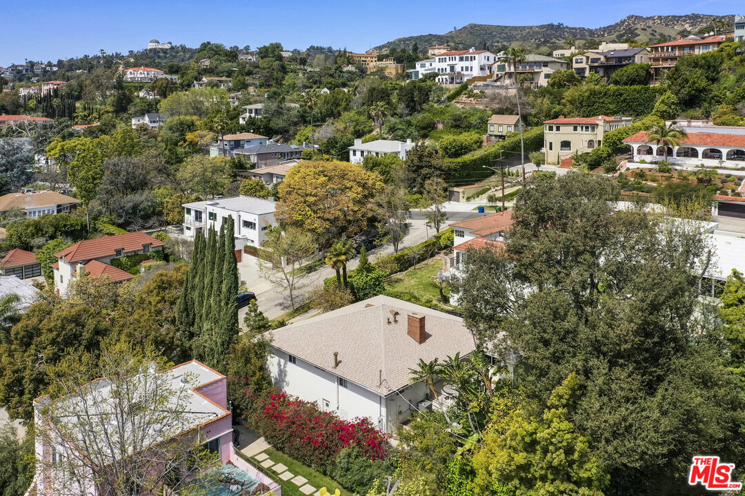 2338 NELLA VISTA AVE