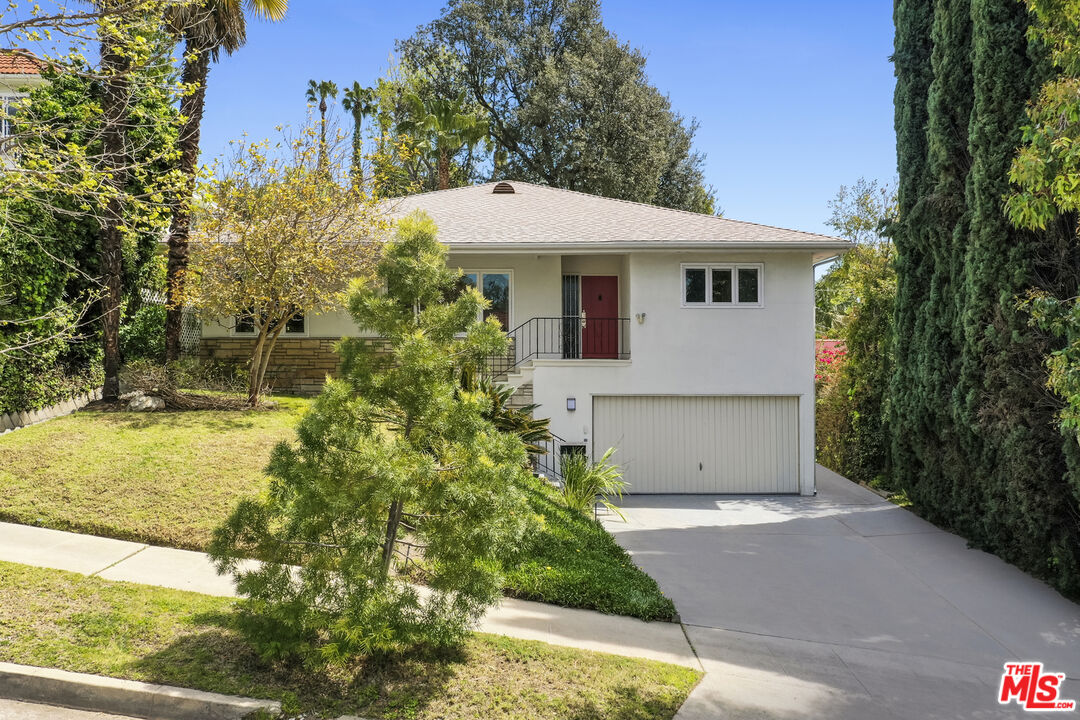 2338 NELLA VISTA AVE