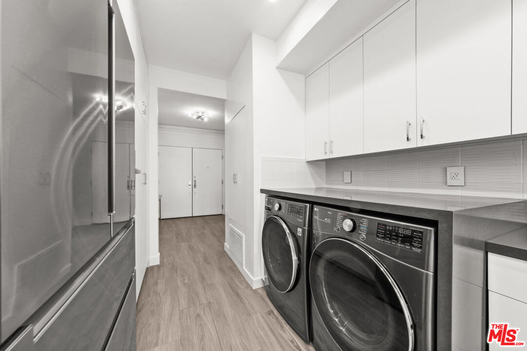 11700 Iowa Ave Unit: 103