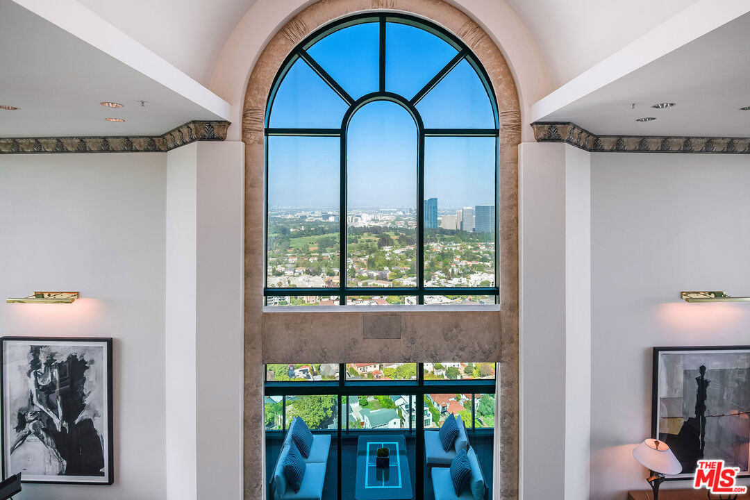 10490 Wilshire Blvd Unit: PH 3