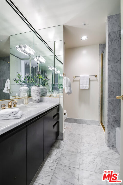 10490 Wilshire Blvd Unit: PH 3