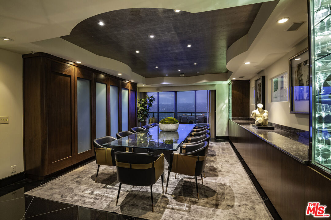 10490 Wilshire Blvd Unit: PH 3