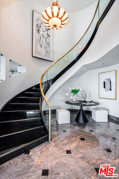 10490 Wilshire Blvd Unit: PH 3